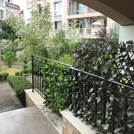Lilac Garden Apartments Διαμέρισμα *