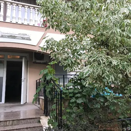 Lilac Garden Apartments Διαμέρισμα *